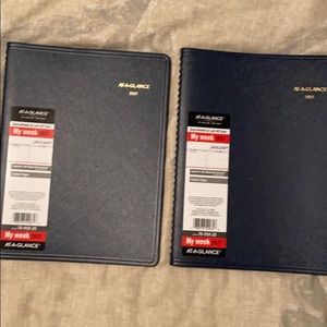 2021 Weekly Appointment Book & Planner
